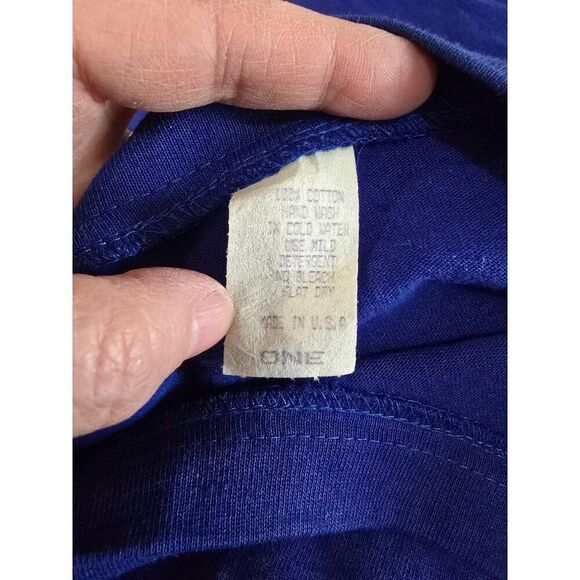 VTG Handpainted Blue T-Shirt With Paisley Design & Gold Accents Wearable art - Picture 6 of 7